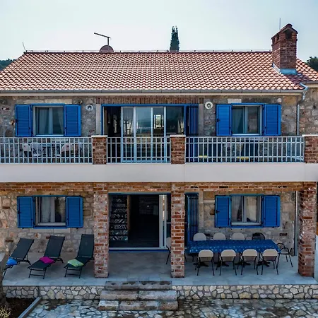 Villa Maza *