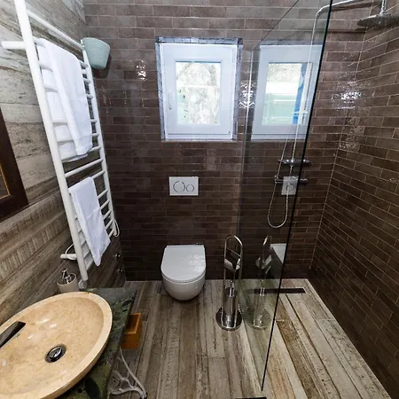 Maza Villa *